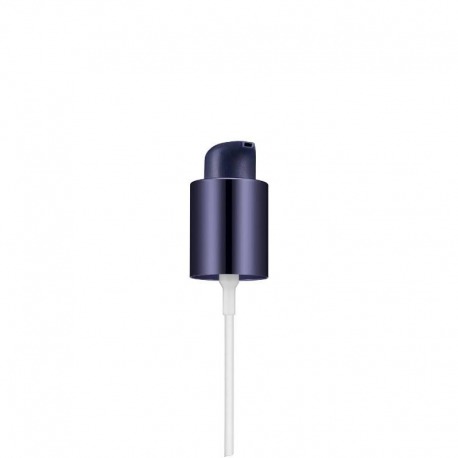 Double Wear Stay-in-Place Makeup Pump