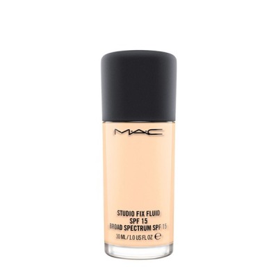 Studio Fix Fluid Broad Spectrum SPF15 NC10